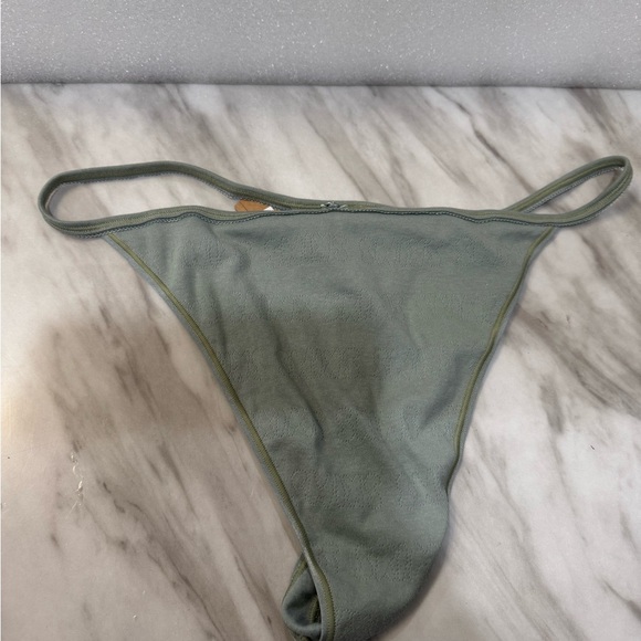 SKIMS | Thong Panty Bundle Lot of 2 NWT size 4X - Picture 7 of 10